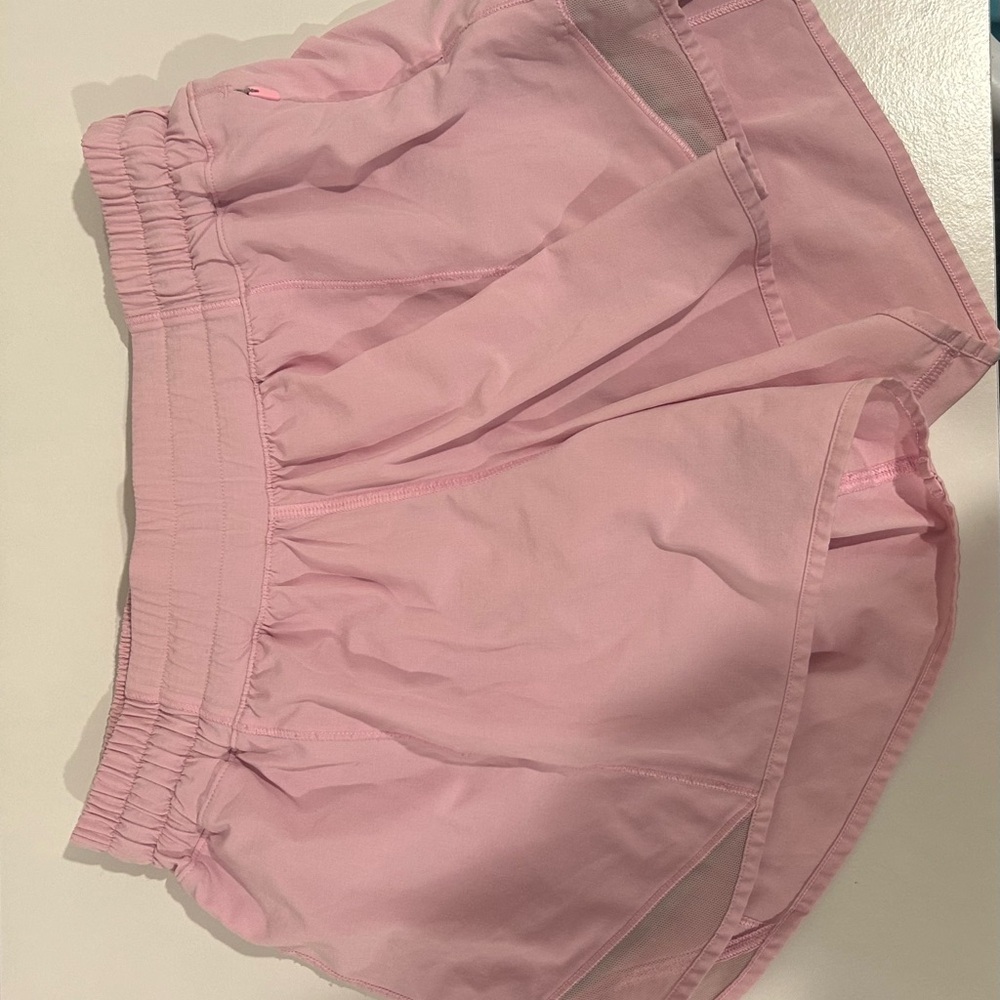 Lululemon light pink hotty hot size 6